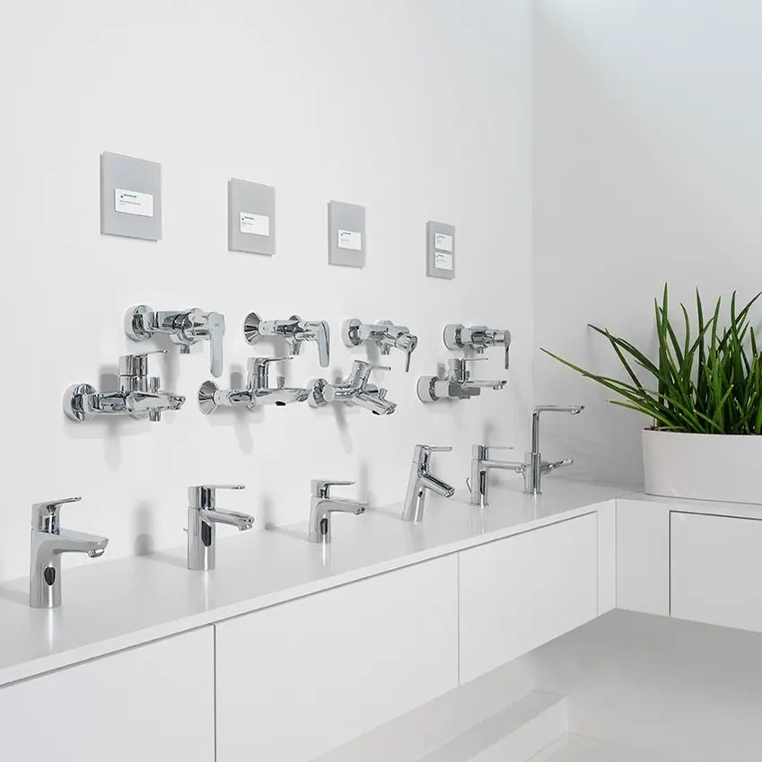 weisenburger-Bemusterungsparcours, Armaturen und Wasserhaehne