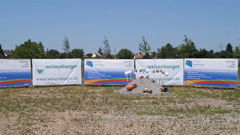 Quartier der Vielfalt und weisenburger bau Spatenstich mit Spielzeugbaggern