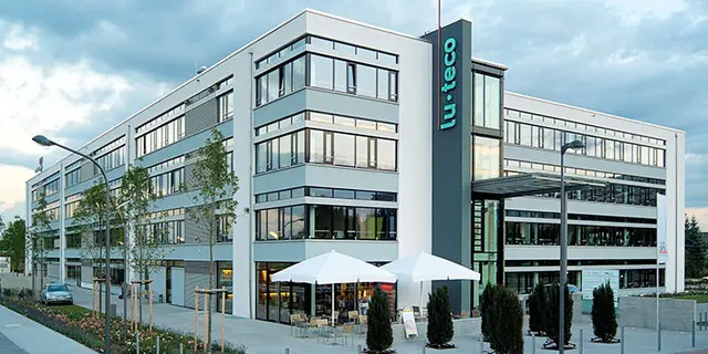 weisenburger_bau_Gewerbebau_lu-teco lu-teco commercial buildingat daylight